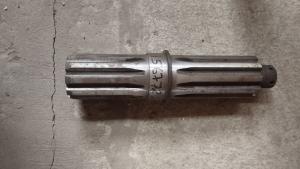 69086-2208025 լիսեռ