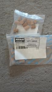 07049-01215 խցան/խլացուցիչ